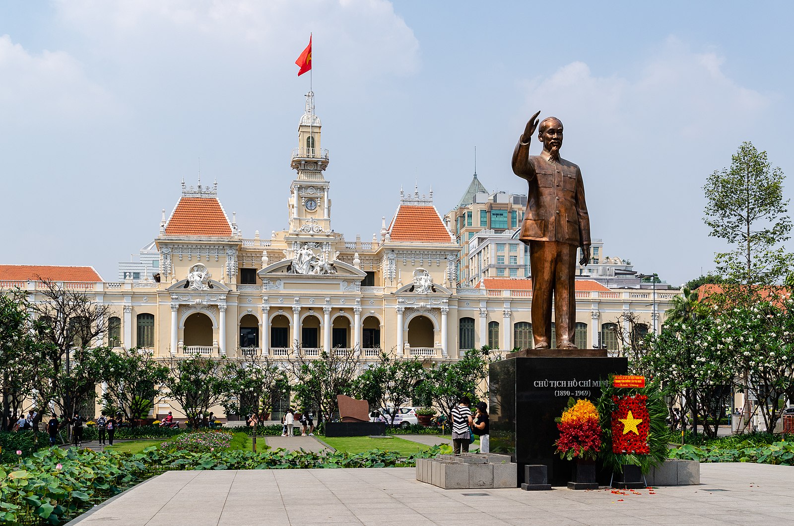 Ho Chi Minh statue outside city hall