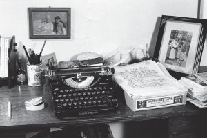 Sandra Cineros's writing desk